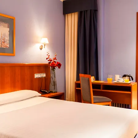 Express Covadonga فندق