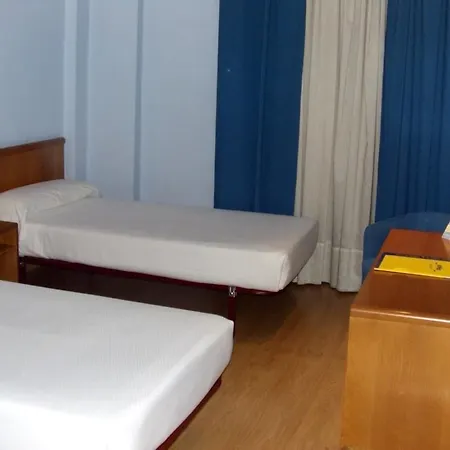 Express Covadonga Hotel 2*