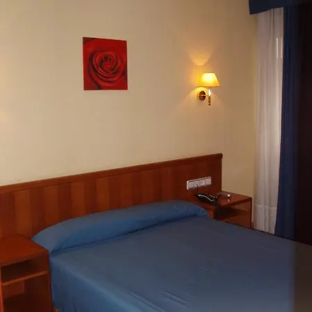 Express Covadonga Отель