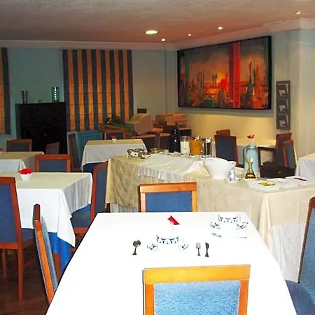 Express Covadonga Hotel 2*