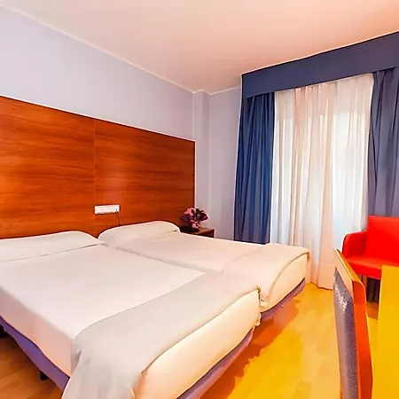 Express Covadonga Hotel 2*