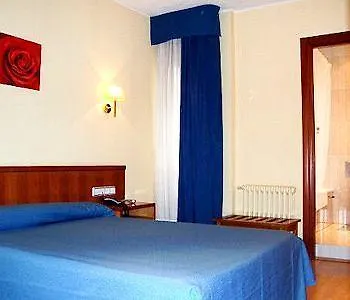 Express Covadonga Отель